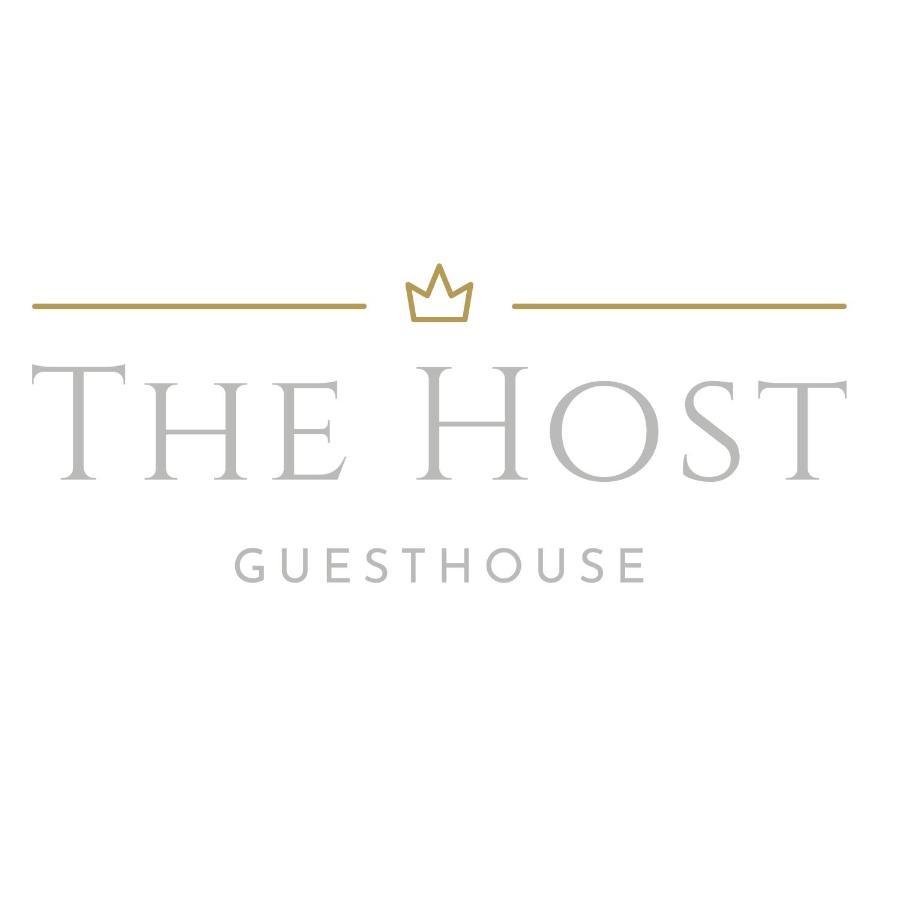 The Host Hostel Parma Bagian luar foto